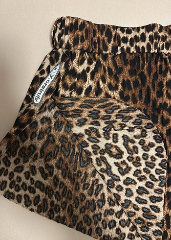 Y.ourstruly Yırtmaçlı Şort - Görsel 3