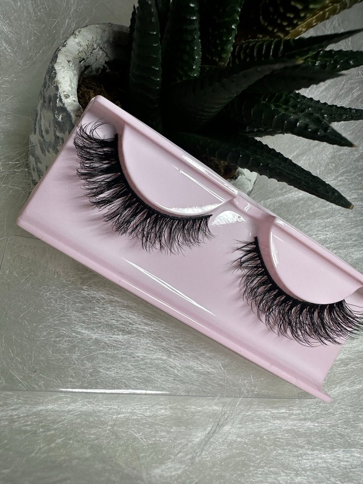 Takma kirpik - Görsel 2