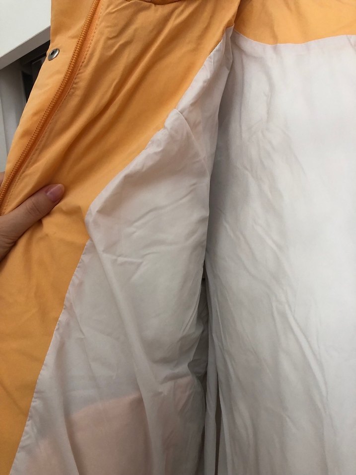 Turuncu Düğmeli Midi Kadın Kışlık Mont - Görsel 3