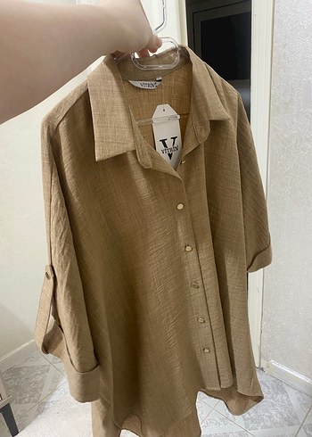 Bej Keten Düğmeli V Yaka Kadın Gömlek - Görsel 2