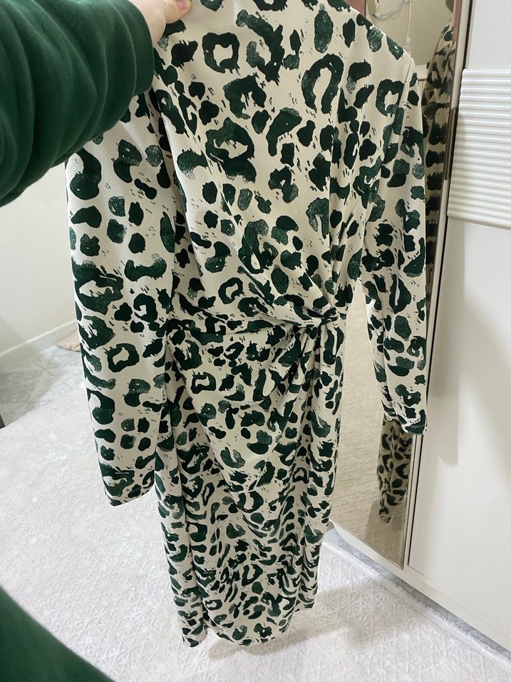 Yeşil Desenli Uzun Kollu Midi Kadın Elbise - Görsel 2