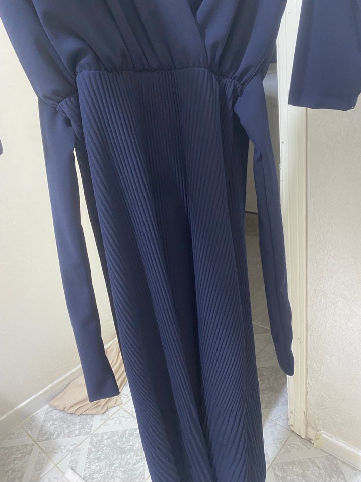 Zara Lacivert V Yakalı elbise - Görsel 2