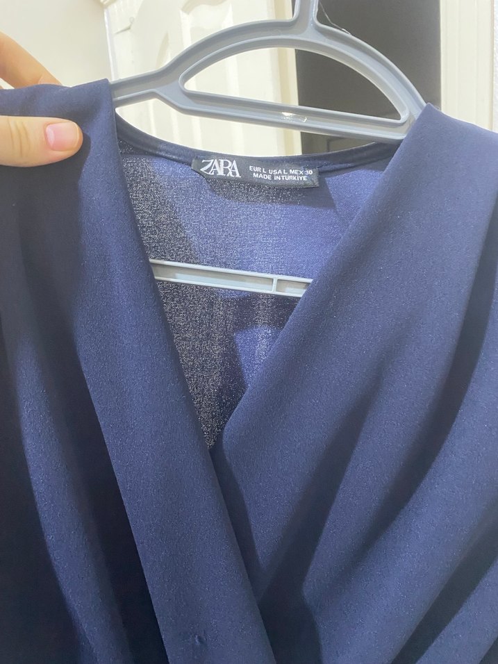 Zara Lacivert V Yakalı elbise - Görsel 3