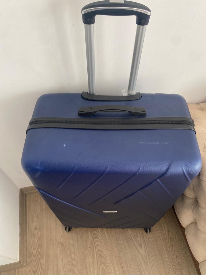 Koyu Mavi Minimalist Erkek Valiz - Görsel 2