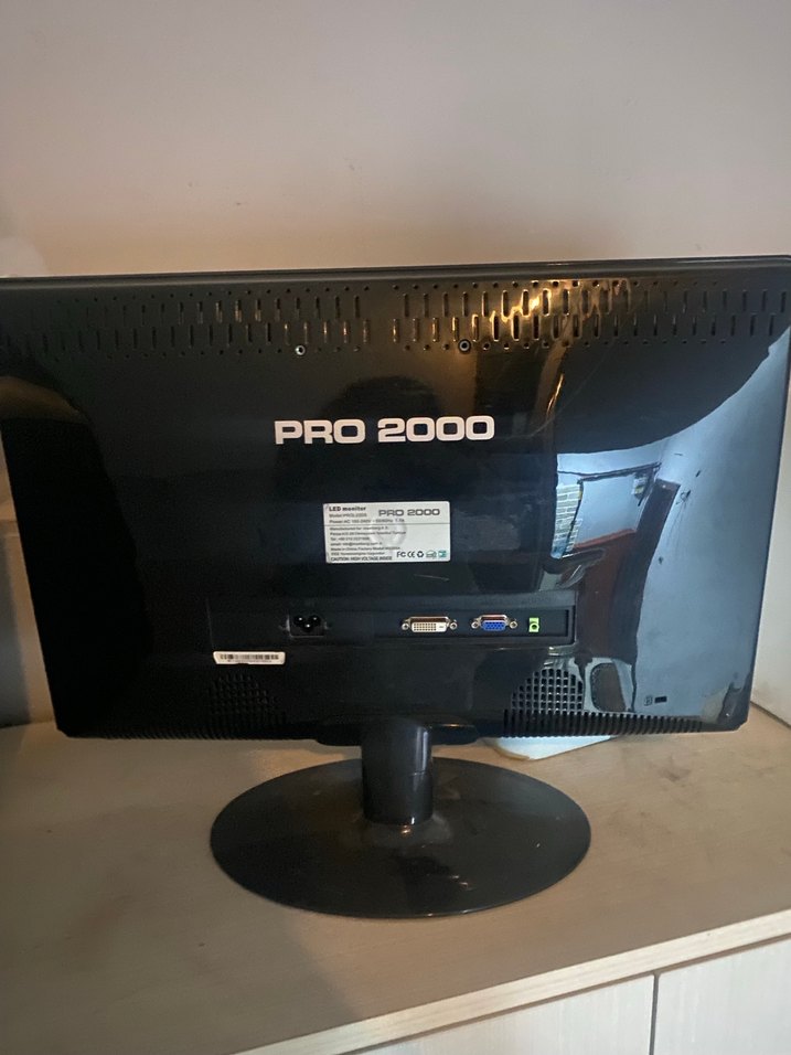 Siyah PRO 2000 Monitör - Görsel 2