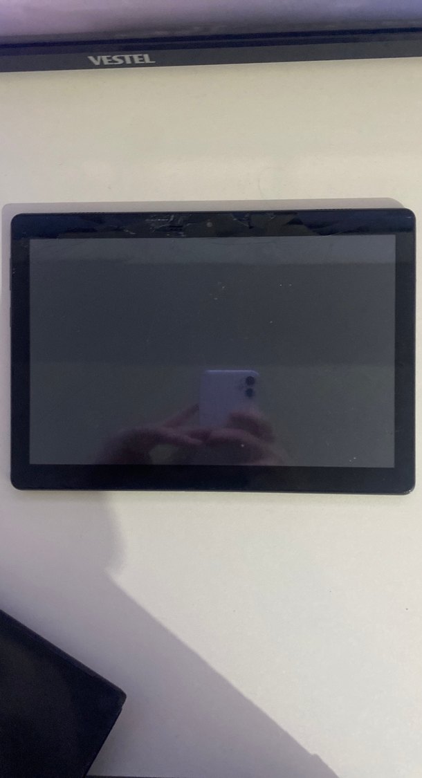 Siyah Lenovo Tablet - Görsel 2