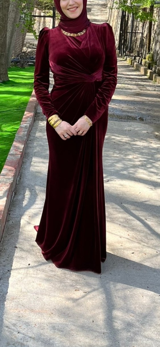 Bordo Kadife Uzun Kollu V Yaka Abiye Elbise - Görsel 3