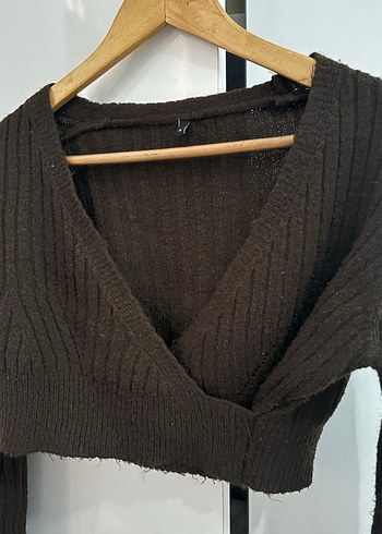 Kahverengi V Yakalı Örgü Kadın Kazak - Görsel 2