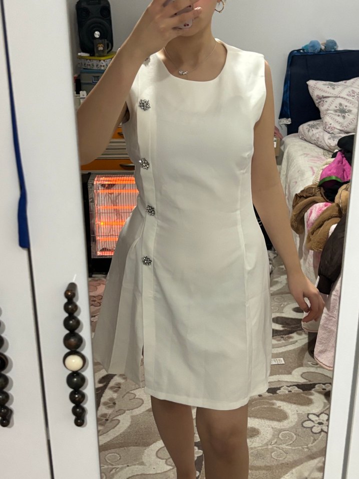 Beyaz Elbise - Görsel 5