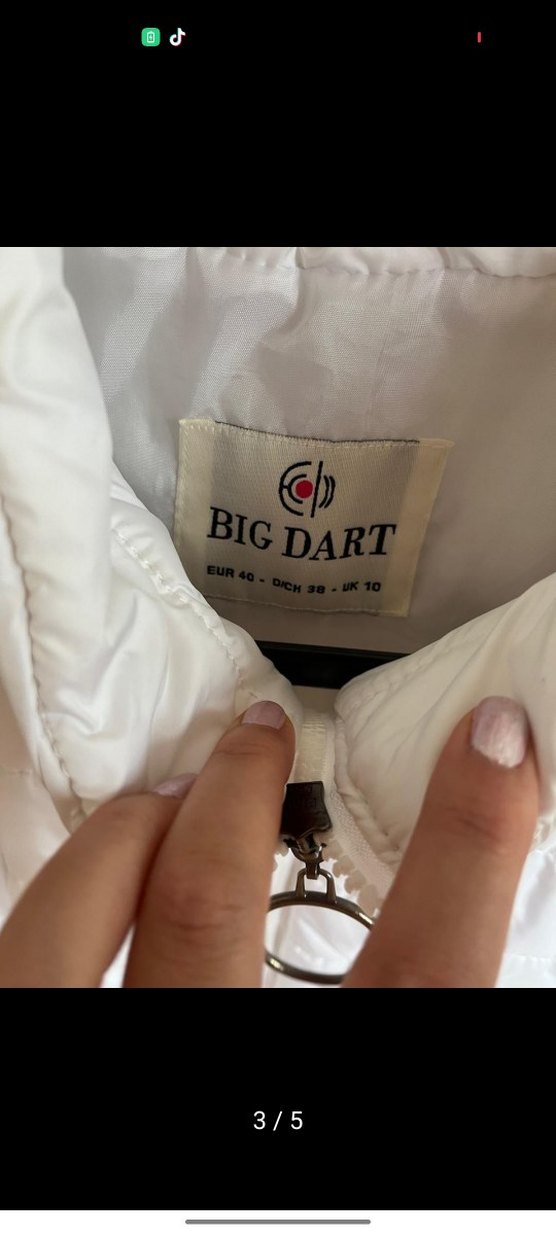 Düğmeli Beyaz Kadın Mont - Görsel 3