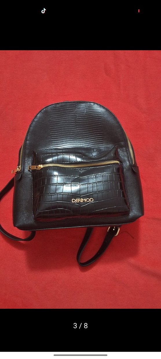 Derimod Siyah Deri Yılan Desenli Sırt Çantası - Görsel 3