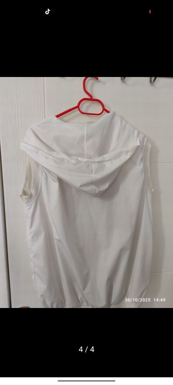 Beyaz Adidas Kapüşonlu Kolsuz Yelek - Görsel 4