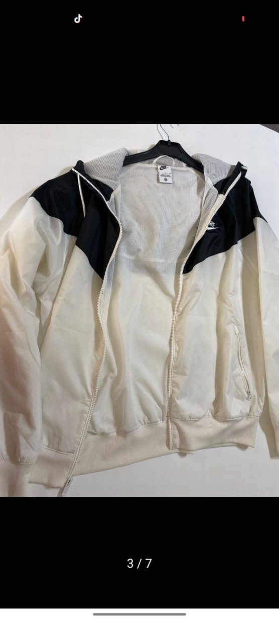 Nike Erkek Beyaz Siyah Fermuarlı Windrunner Mont - Görsel 3