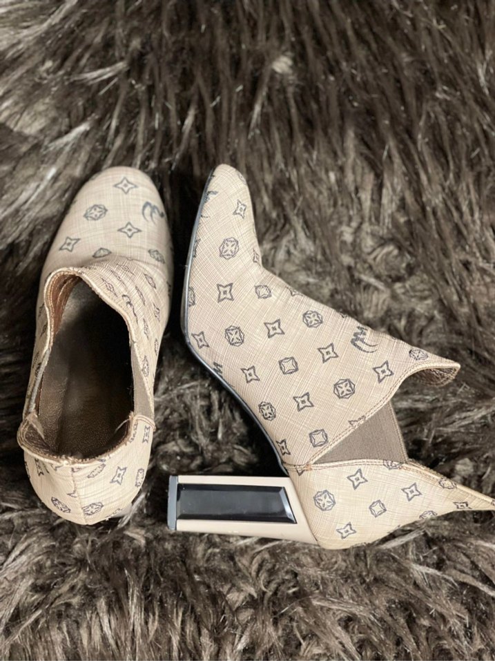 Bej Desenli Kadın Topuklu Botlar - Görsel 4