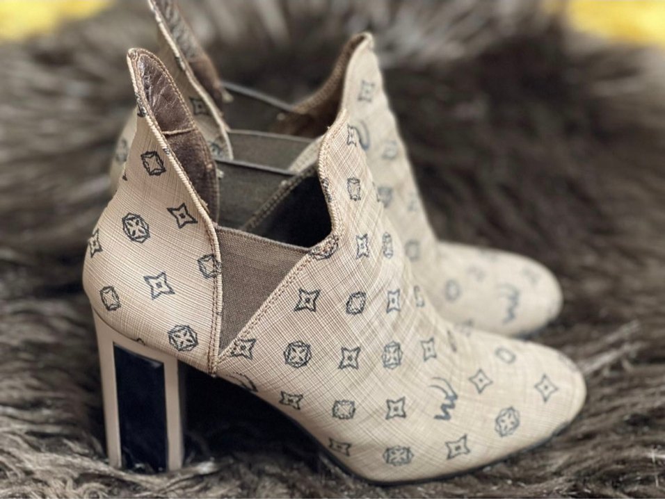 Bej Desenli Kadın Topuklu Botlar - Görsel 2