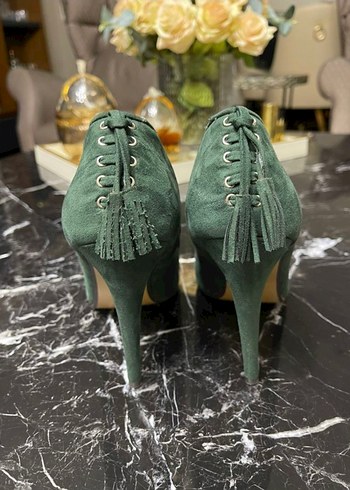 Canzone Şık Yeşil Süet Topuklu Ayakkabı - Arkası Bağcıklı - Görsel 4