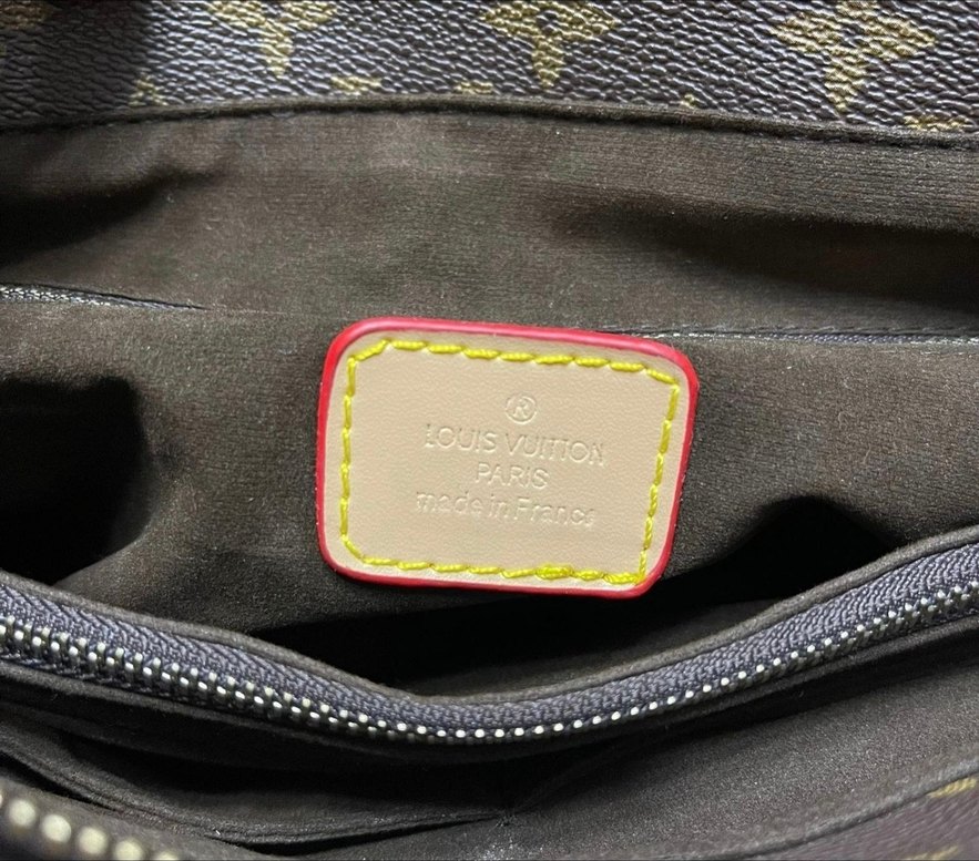 Louis Vuitton Kol Çantası - Tertemiz - Orijinal Detaylı - Görsel 5