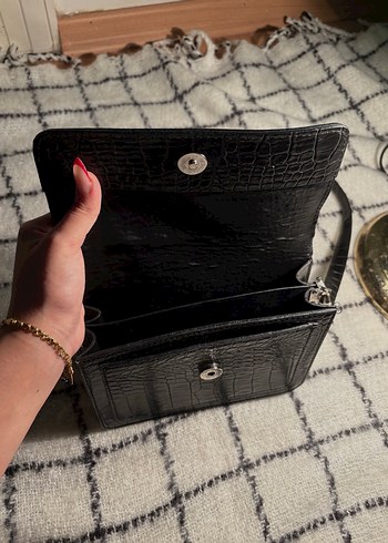 Siyah Deri Desenli Kadın Çanta - Görsel 4