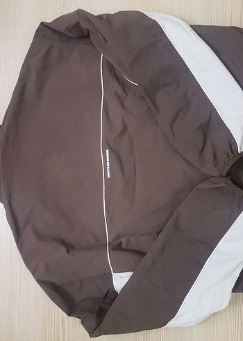 Bershka teknik spor ceket sıfır etiketli - Görsel 4