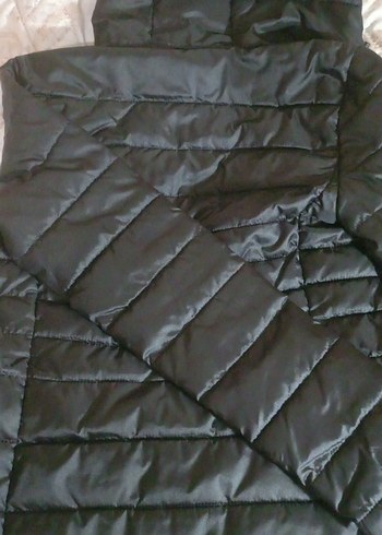 Siyah Kapüşonlu Kadın Kışlık Mont - Görsel 10