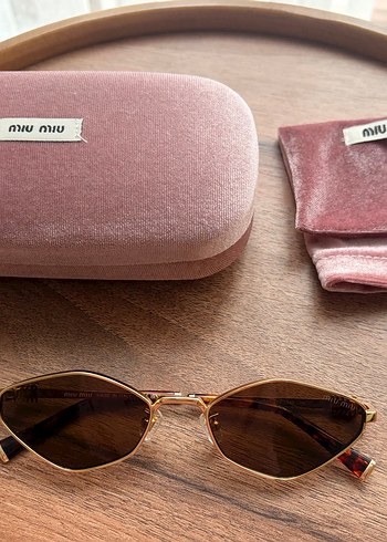 Miu Miu Güneş Gözlük - Görsel 2