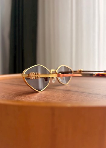 Miu Miu Güneş Gözlük - Görsel 6