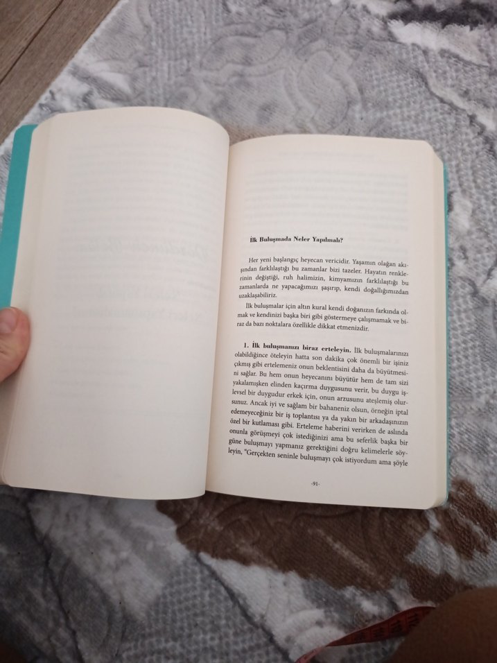 Kadınlar Sıcak Erkekler Soğuk Sever Kitap - Görsel 3