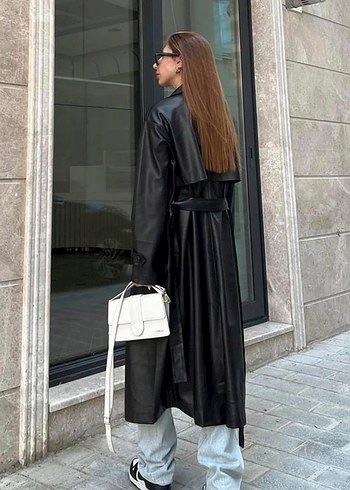 Siyah Deri Uzun Kemerli Kadın Trençkot - Görsel 2