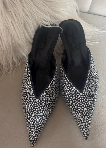 Payetli Mango Sivri Burun Stiletto Terlik - Görsel 3