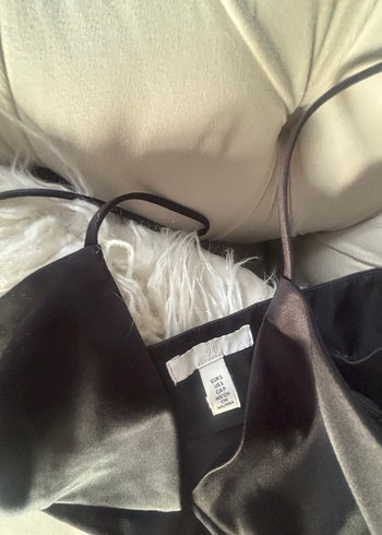 Siyah H&M V Yaka Drapeli Mini Kadın Atlet - Görsel 2