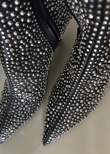 Gri Yılan Desenli Taşlı Stiletto Kadın Bot - Görsel 2