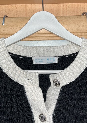 Düğmeli Siyah Triko Kadın Hırka - Görsel 2