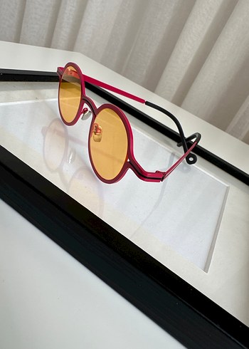 Şeffaf Kırmızı Minimalist Kadın Gözlüğü - Görsel 6