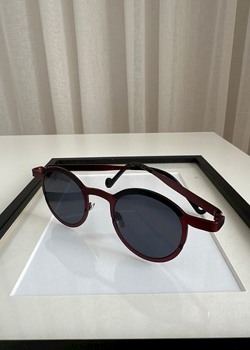 Şeffaf Kırmızı Minimalist Kadın Güneş Gözlüğü - Görsel 4