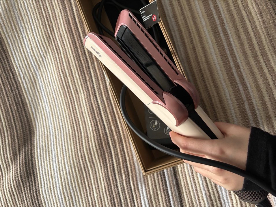 Dyson Airstraight Saç Düzleştirici Pastel Bej - Görsel 5