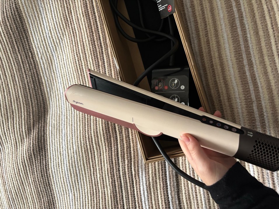 Dyson Airstraight Saç Düzleştirici Pastel Bej - Görsel 3