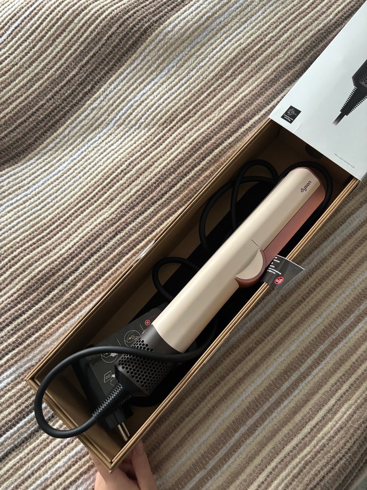 Dyson Airstraight Saç Düzleştirici Pastel Bej - Görsel 2