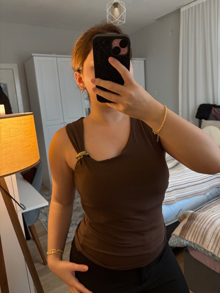 Kahverengi V Yaka Kolsuz Body - Görsel 2