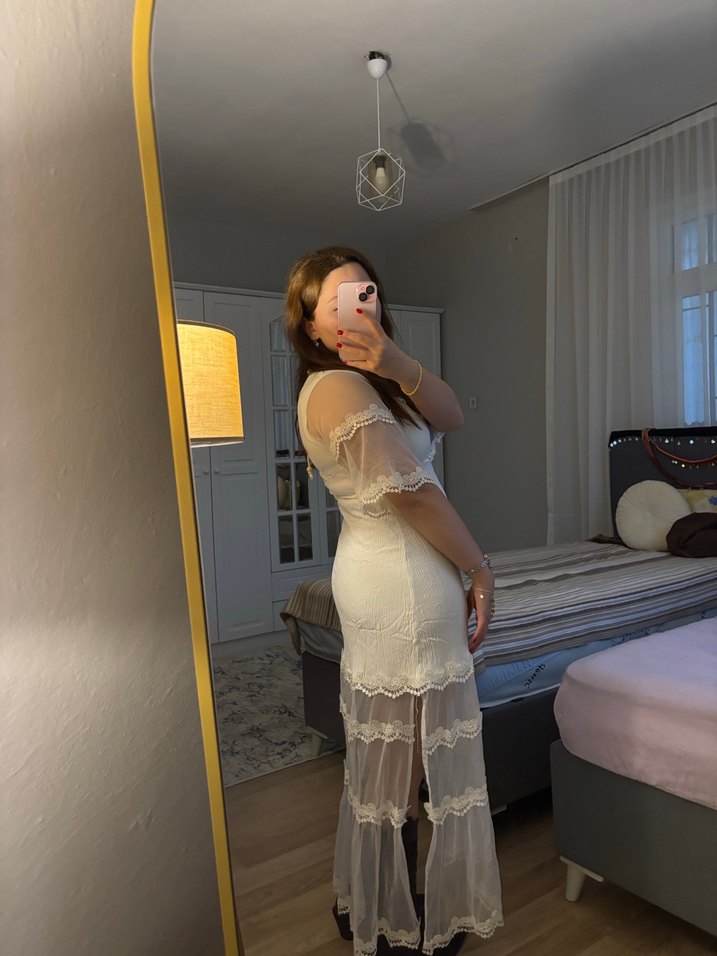 Beyaz Dantel Detaylı Midi Bohem Elbise - Görsel 3