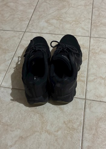 Siyah Bağcıklı Spor Ayakkabı - Görsel 3