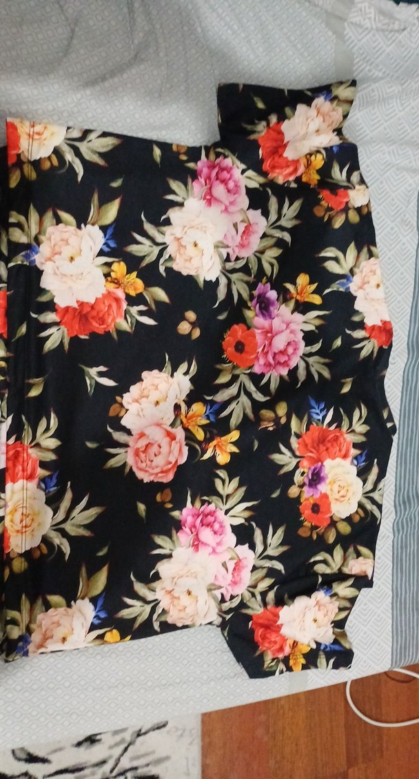 Çiçek Desenli Kadın Bohem Tişört - Görsel 2