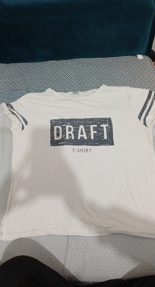 Kadın Baskılı Beyaz Tişört - Görsel 2