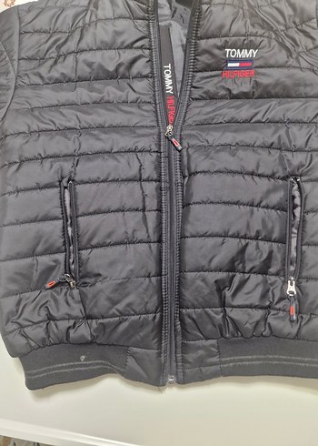 TommyHilfiger Siyah Yakalı Su Geçirmez Street Wear Mont. - Görsel 4