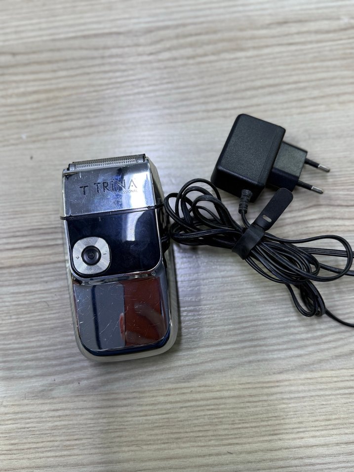 TRiNA Profesyonel Tıraş Makinesi - Görsel 3