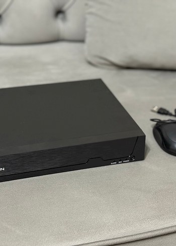 Beyaz Güvenlik Kamera Seti ve Aksesuarları - Görsel 8