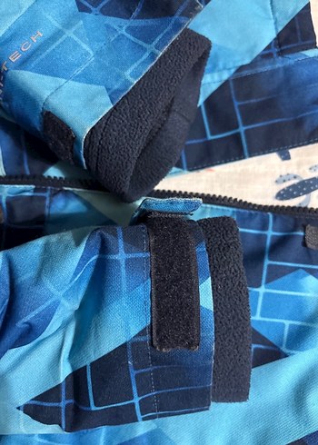 Erkek Çocuk Mavi Kapüşonlu Mont - Görsel 8