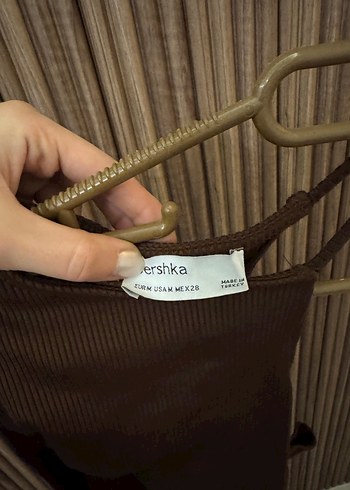 Bershka Kahverengi Uzun Kollu Kadın Bluz dekolte yana - Görsel 3