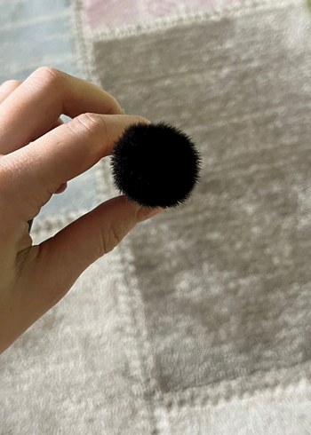 Parlak Siyah Makyaj Fırçası - Görsel 2