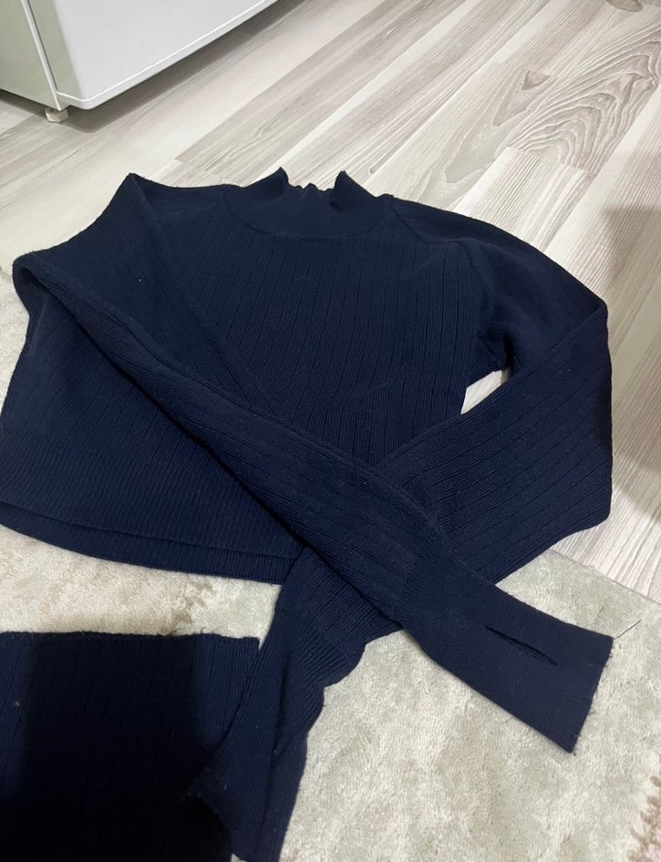 Uzun Kol Boğazlı Fit Triko Kazak - Lacivert - Görsel 3