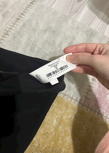 Kadın Siyah Piliseli Kumaş Pantolon - Görsel 5